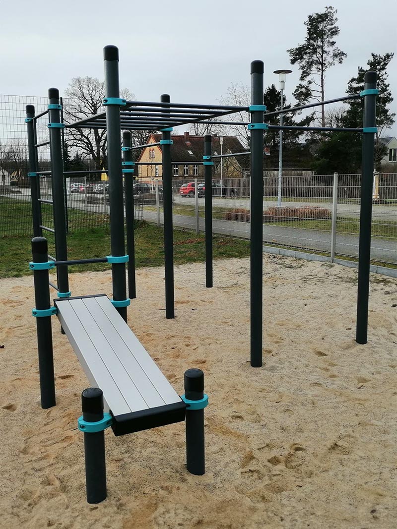 Outdoor Calisthenics Station - StreetFit Compact