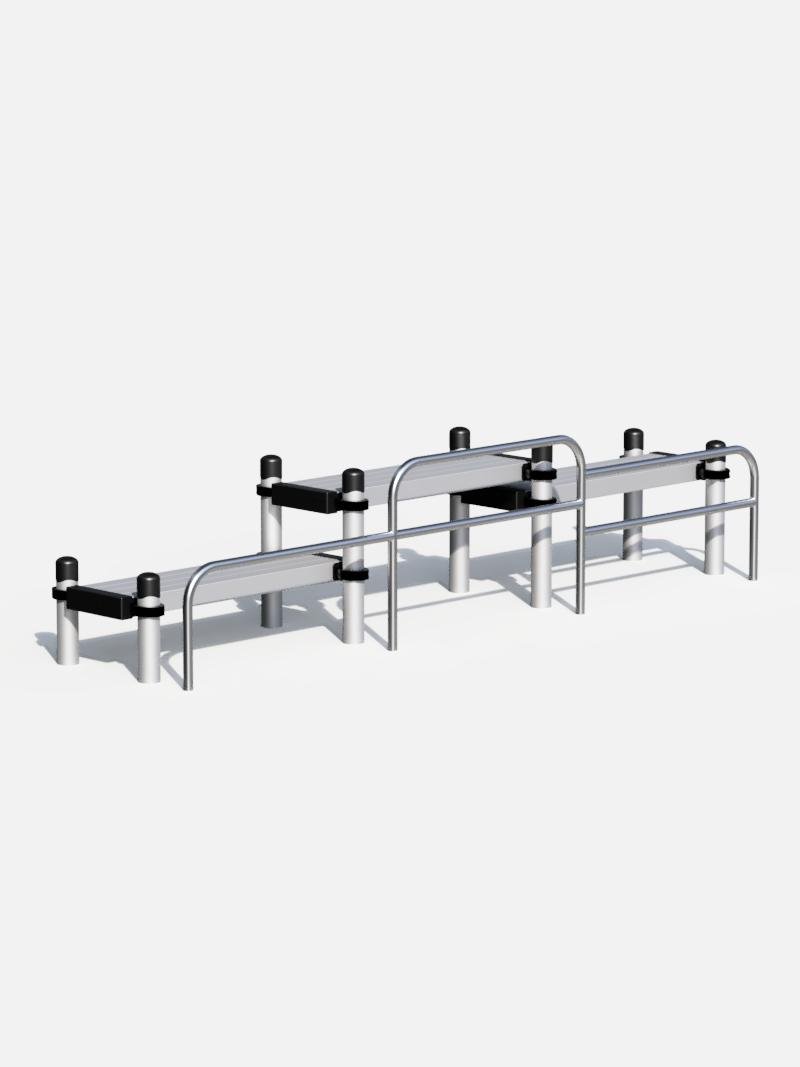 Dreistufige Jump-Box mit Fußstützen aus wetterfestem Material, ideal für Sprungübungen, Krafttraining und Outdoor-Fitnessanlagen.