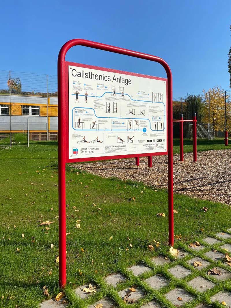 Anleitung - Hinweisschild an der Calisthenics-Anlage in Stadt Esslingen