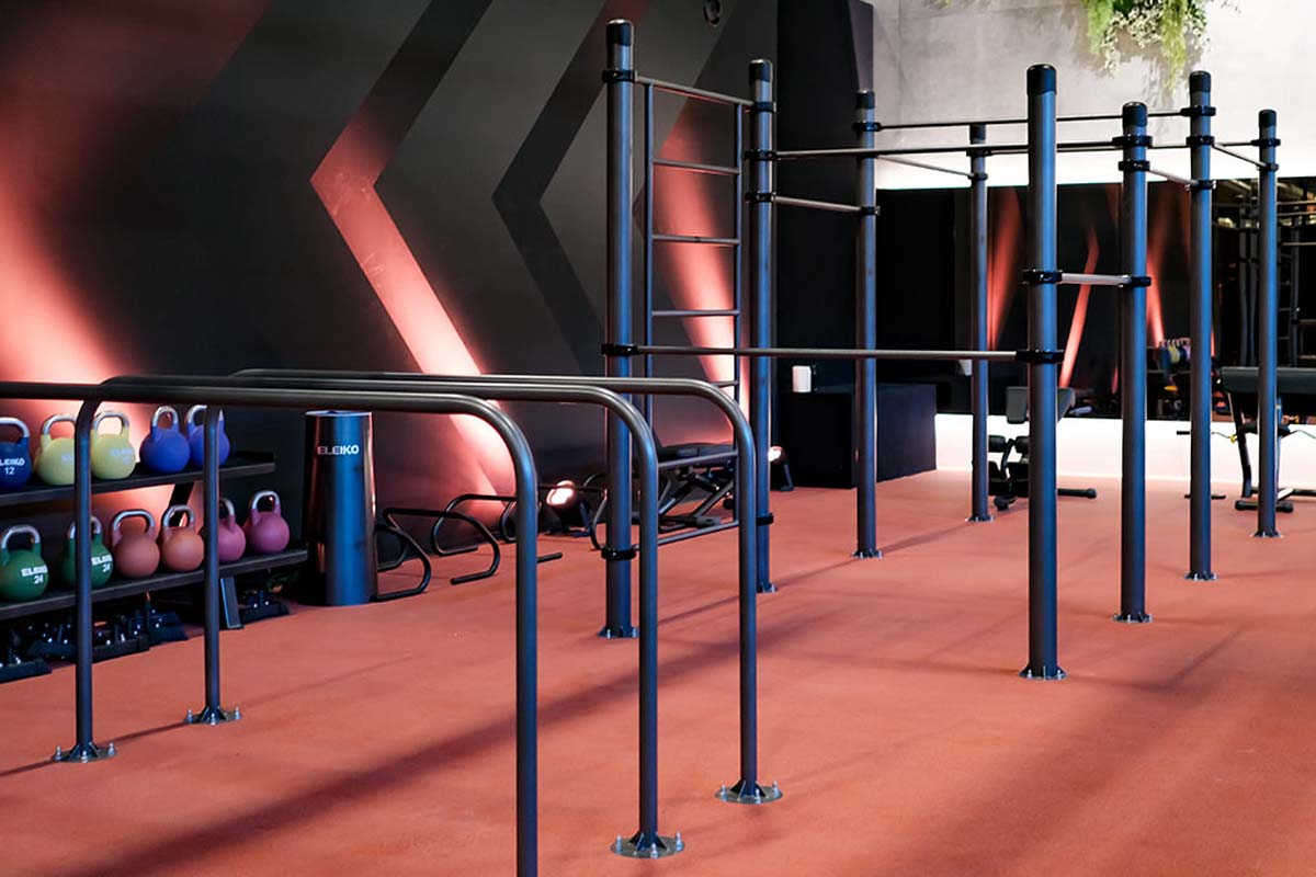 Indoor Calisthenics Anlage im urbanhealthclub Ludwigsburg